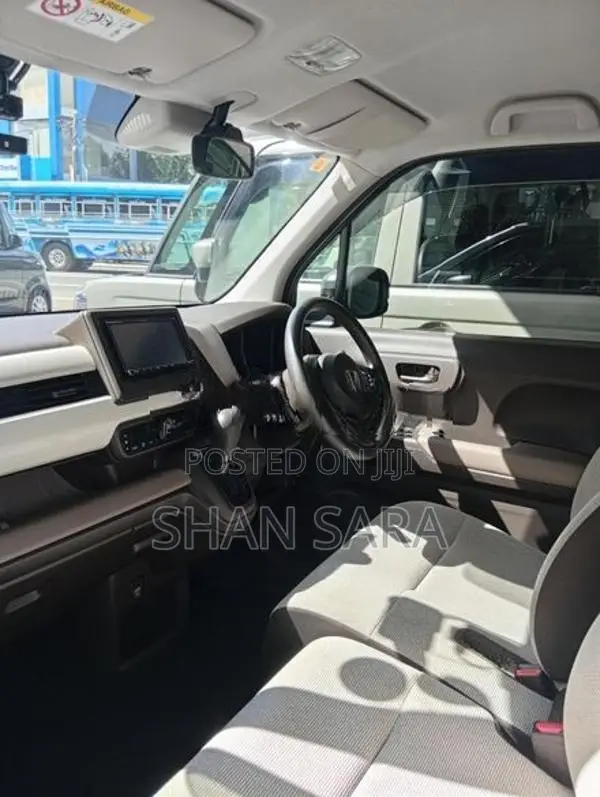 Honda N-WGN G 2023