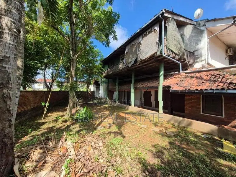 20.80 Perches Residential Land Valley For Sale In Nugegoda