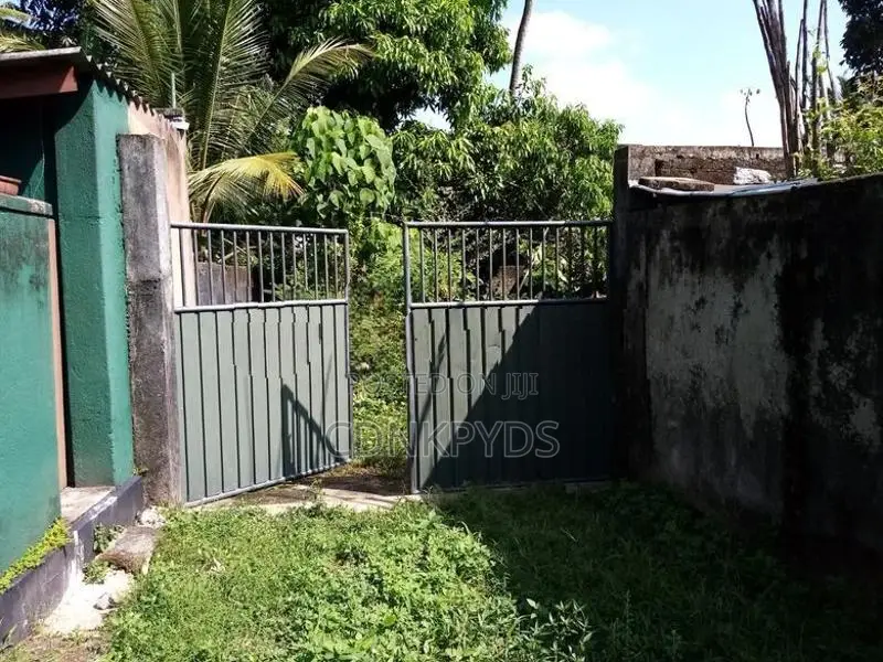 Residential Rectangular Land for Sale - Kottawa