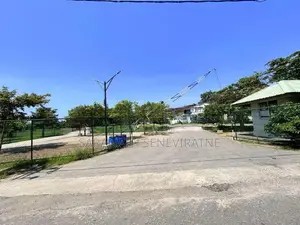 Land in Boralesgamuwa High Residential Walking Distance to Jogging Pat