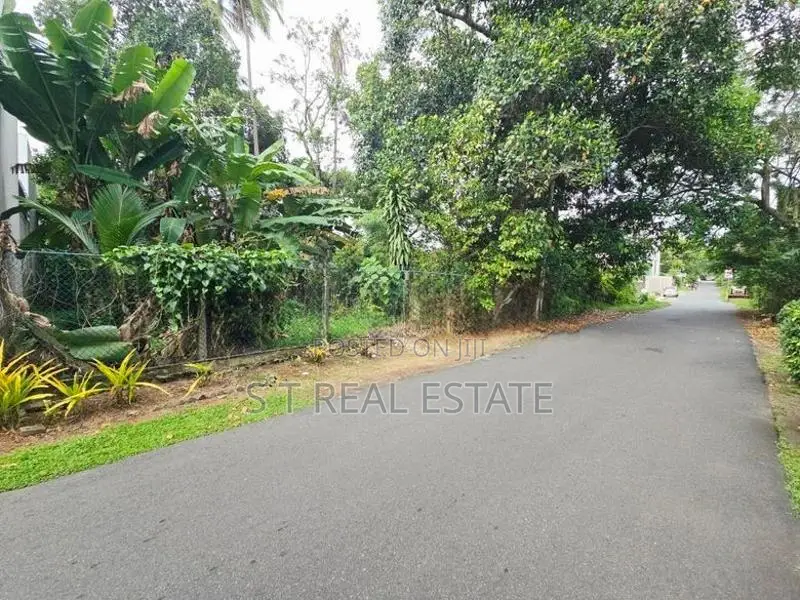 11 P Bare Land for Sale in Battaramulla