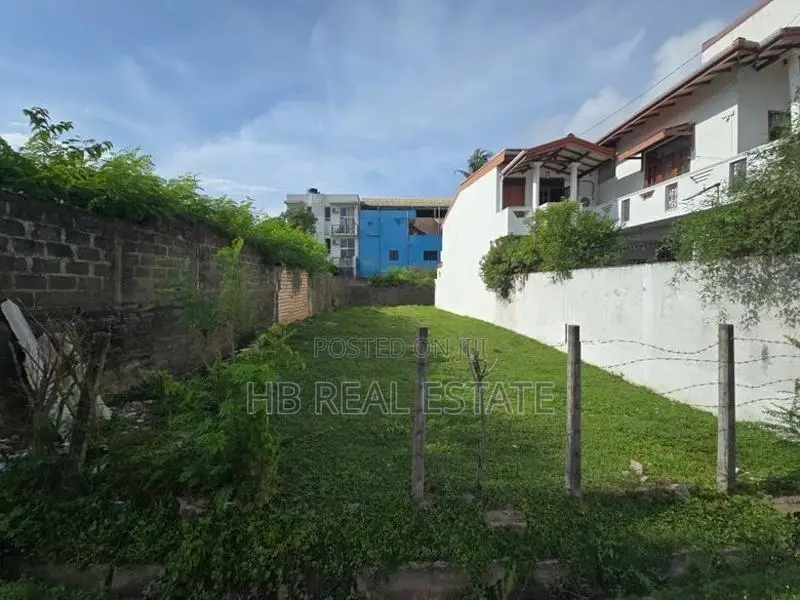10 Perches Highly Residential Bare Land For Sale In Mount Lavinia