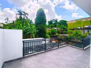 5Bed Brand New Three Storey House For Sale In Kottawa