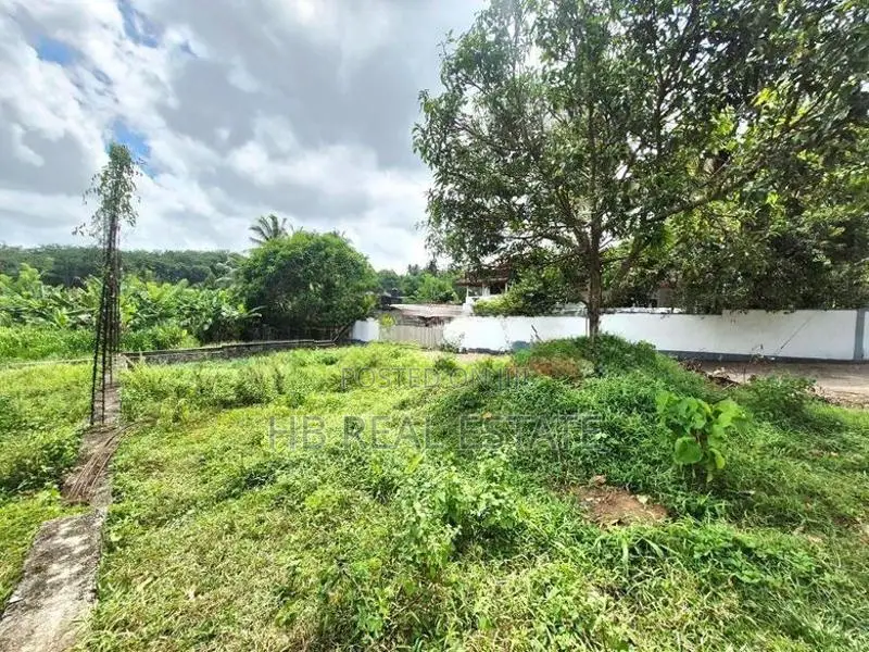 8 Perches Residential Bare Land for Sale in Kottawa