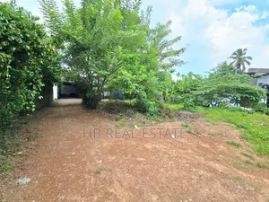 9.5 Perches Residential Bare Land For Sale In Kottawa