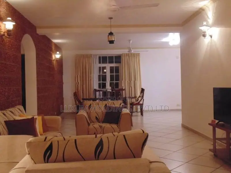 Cozy House For Rent In Frankfort Place Colombo 04 [ 1932C ]