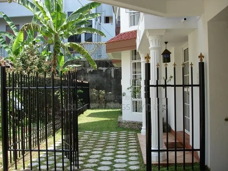 Luxury Apartment For Rent In Frankfort Place Colombo 04 [ 1932C ]