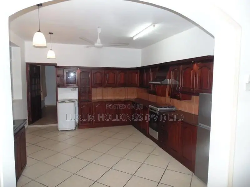Luxury Apartment For Rent In Frankfort Place Colombo 04 [ 1932C ]
