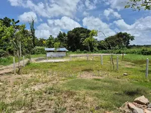 8 Perches Water Front Bare Land for Sale in Malabe