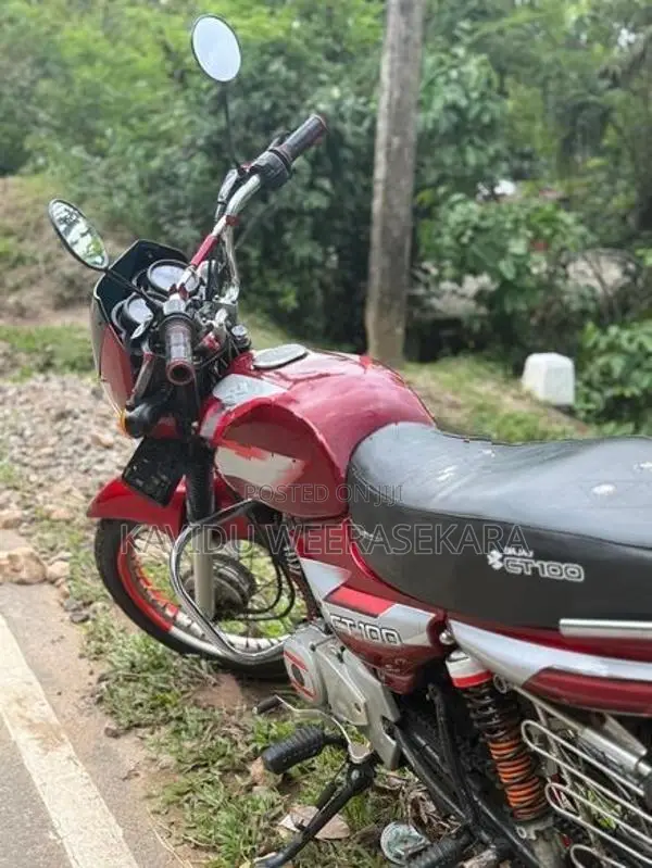 Bajaj CT100 2009