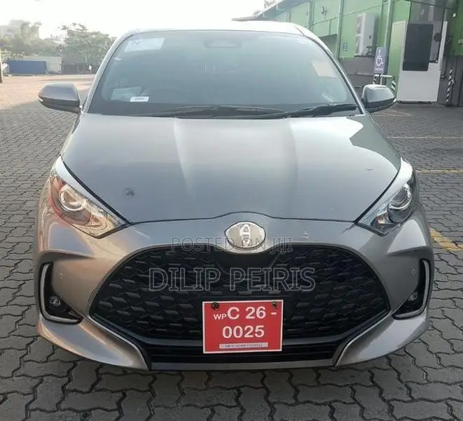 Toyota Yaris X Limited Fog Alloy 2024
