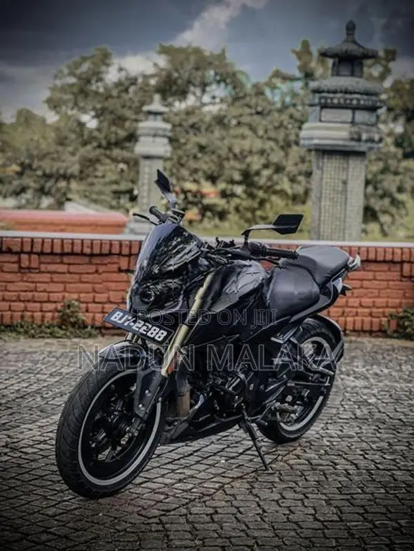 Bajaj Pulsar N160 2025