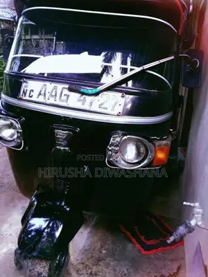 Bajaj RE 2013