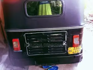 Bajaj RE 2013