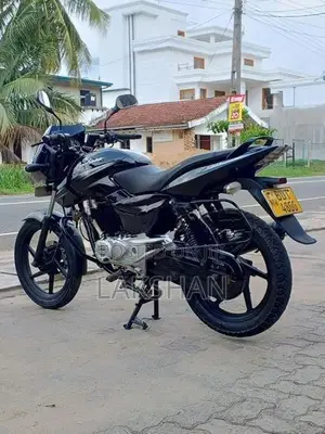 Bajaj Pulsar 150 2016