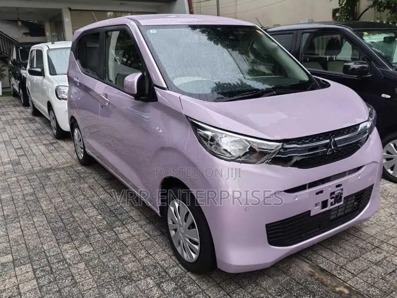Mitsubishi eK Wagon 2025