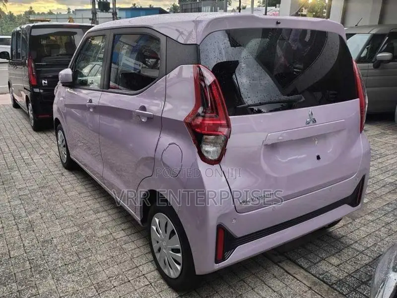 Mitsubishi eK Wagon 2025