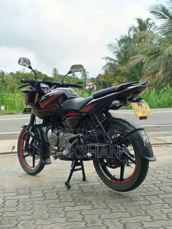 Bajaj Pulsar 135 2021