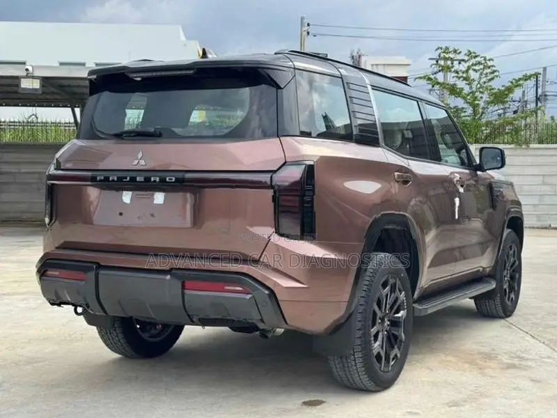 Mitsubishi Pajero Super Exceed 2026