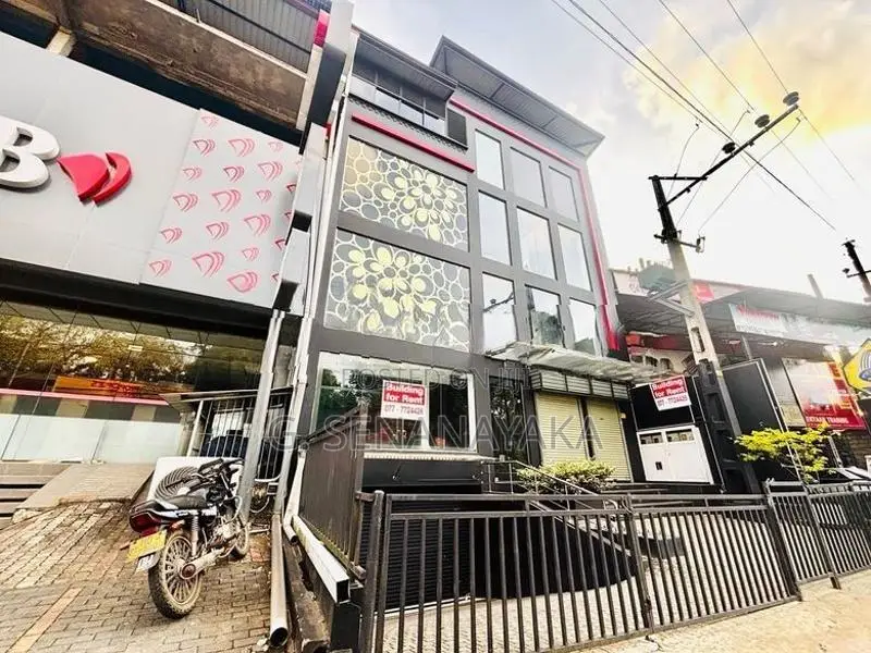 Commercial Building For Rent - Kuruwita