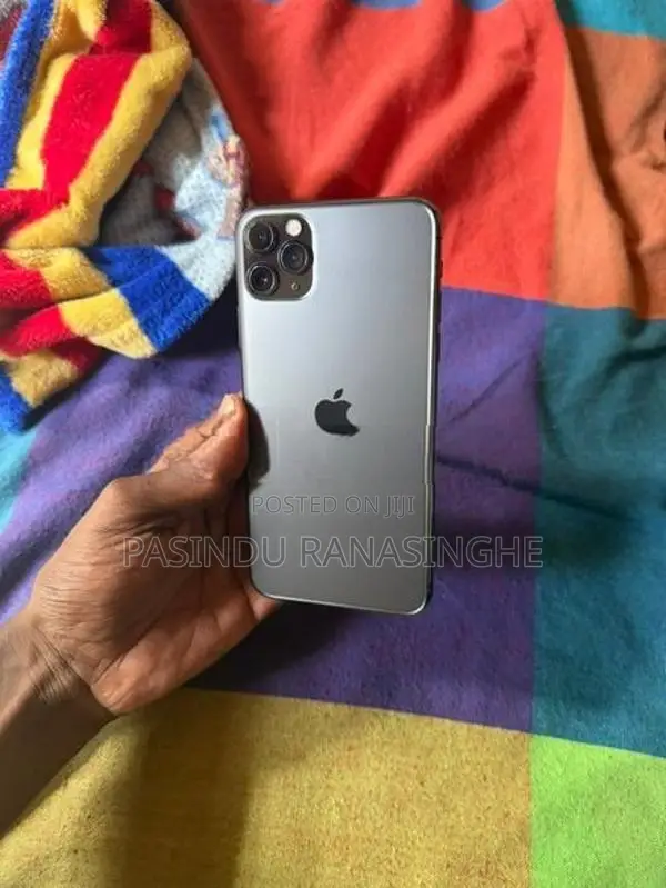 Apple iPhone 11 Pro Max (Used)