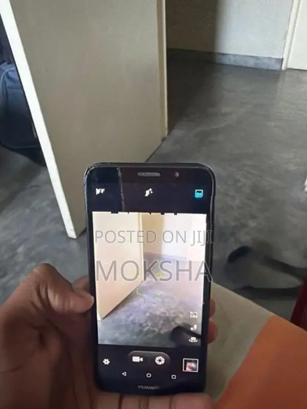 Huawei Y5 Lite (Used)