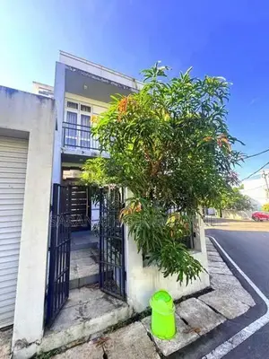 2 Story House for Sale in Prime Urban Art - Kottawa