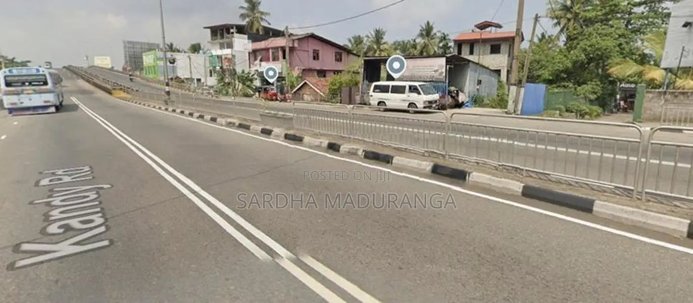 Prime Commercial Land for Sale – Thorana Junction, Kelaniya