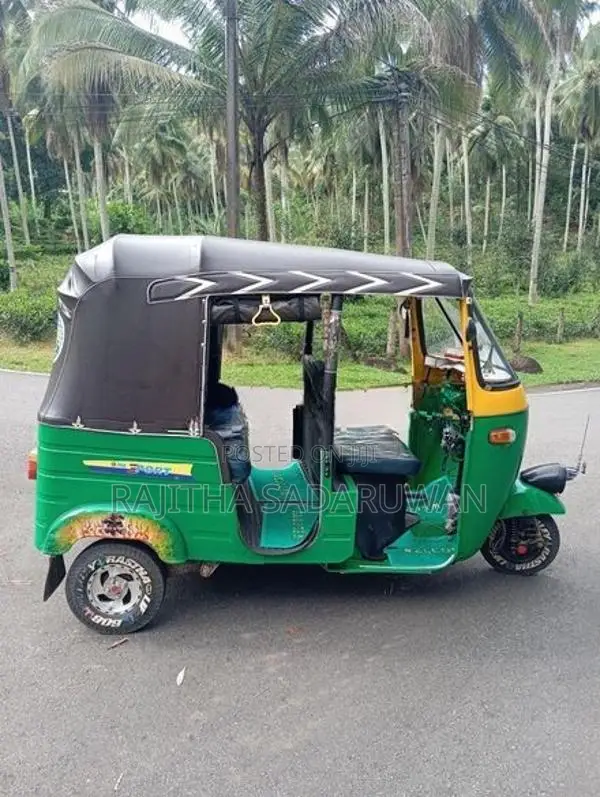 Bajaj RE 1991