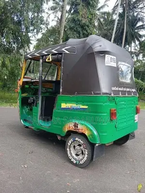 Bajaj RE 1991