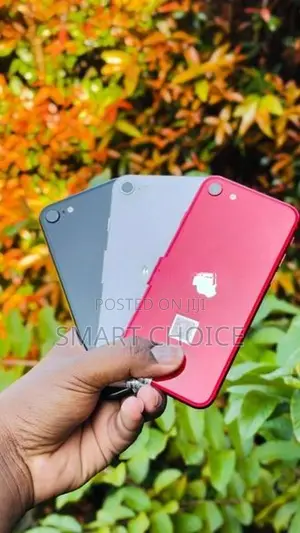 Apple iPhone SE 2 (Used)