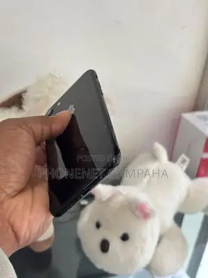 Apple iPhone 7 (Used)