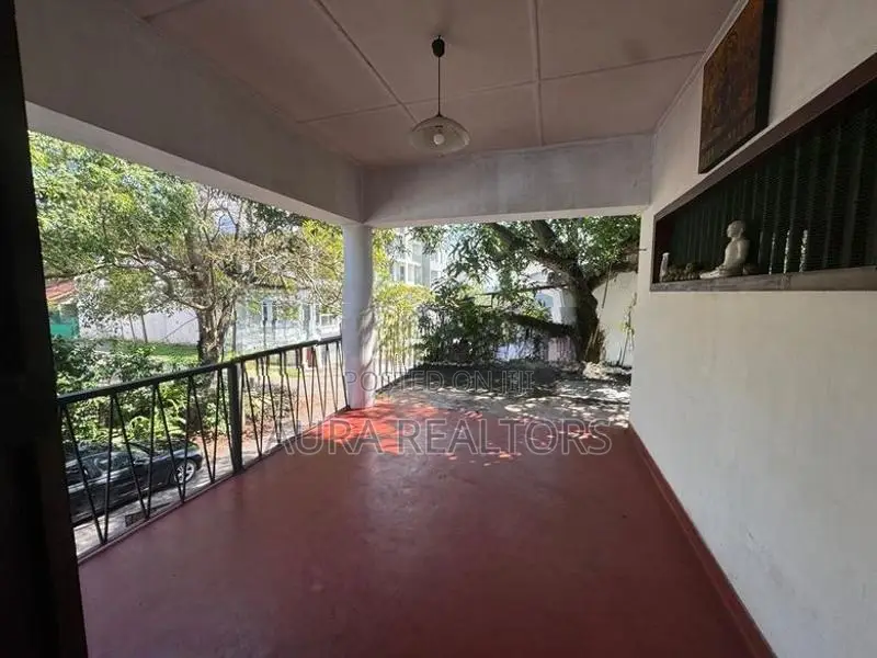 Spacious House For Sale – Pamankade, Colombo 06 P-353