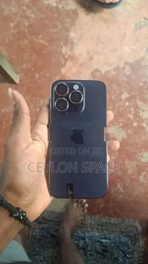 Apple iPhone 14 Pro (Used)