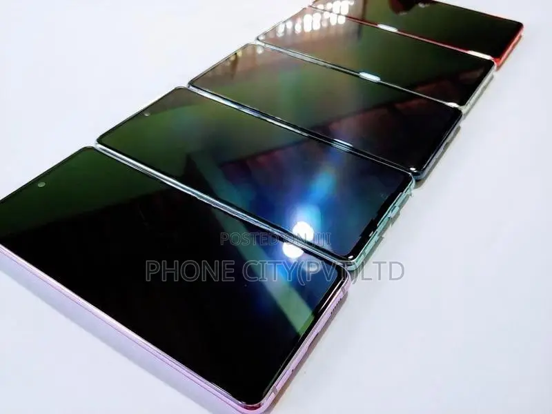 Samsung Galaxy S20FE 5G 6GBRAM 128GB (Used)