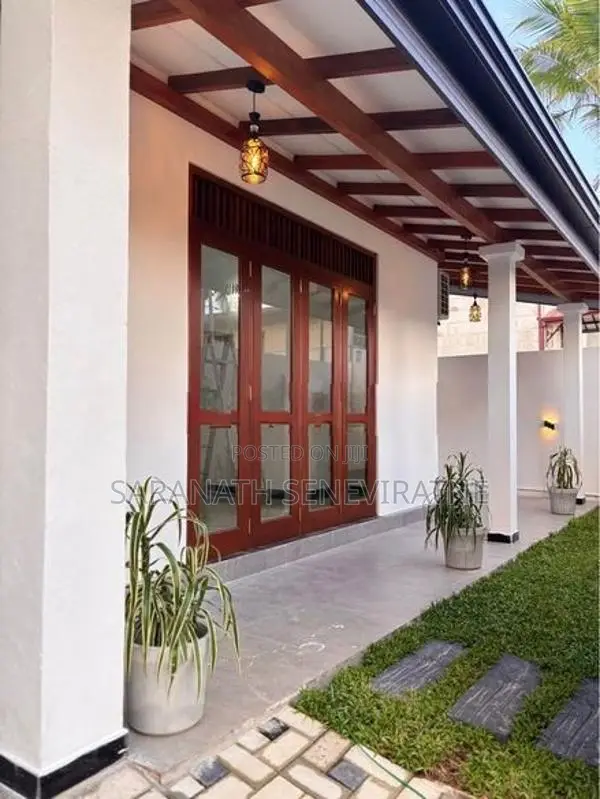 Brand-New Modern Concept House in Munamale Yakahaluwa - Homagama