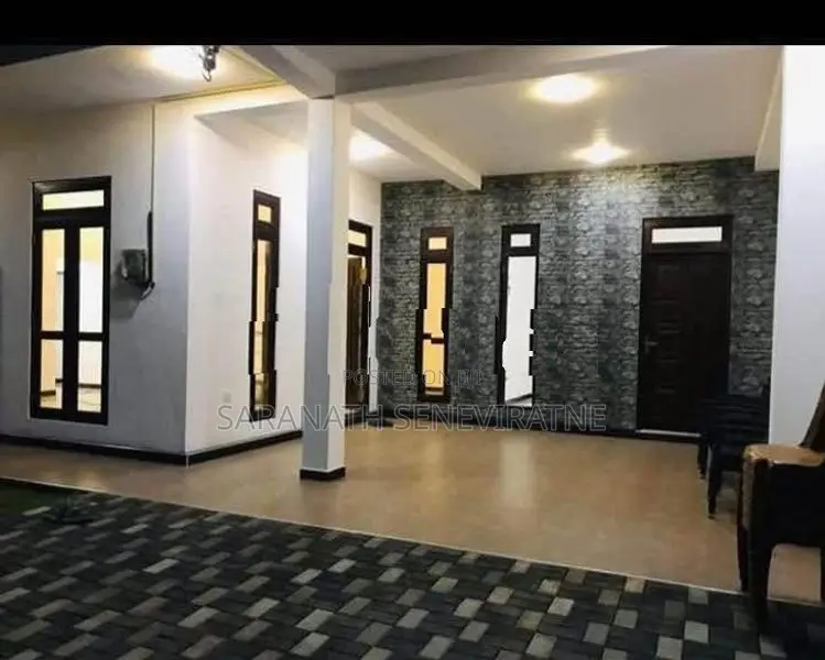 House With 1st Floor Slab Sale in Negombo දෙමන්හන්දිය Silver Ridge Par