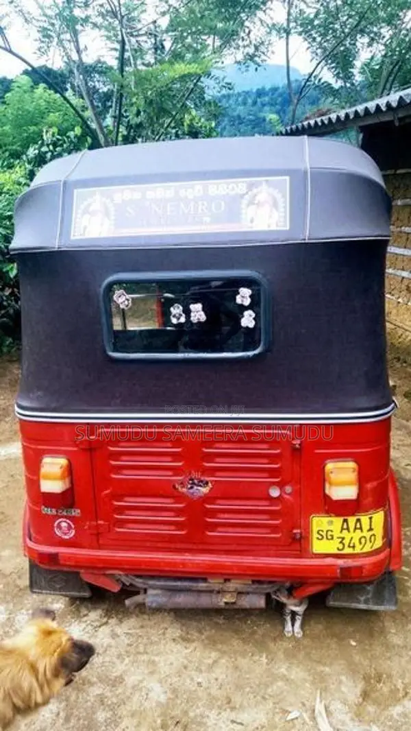 Bajaj RE Three Wheeler 2013