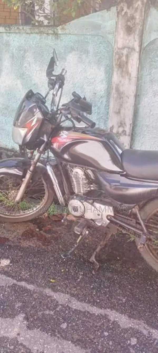 Bajaj Caliber 2007