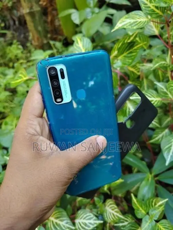 Vivo Y30 4GB 64GB (Used)