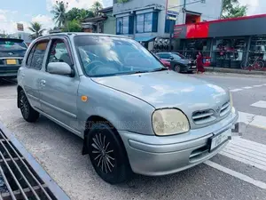 Nissan March k11 2000
