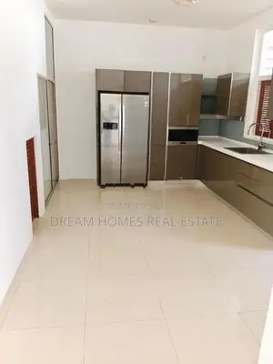 Luxury 4BR House For Sale On School Lane, Nawala