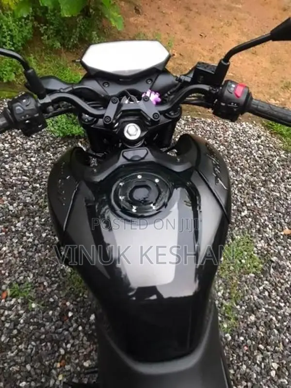 Bajaj Pulsar N160 2025