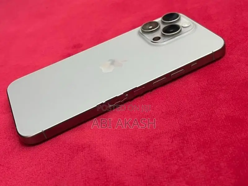 Apple iPhone 15 Pro Max (Used)