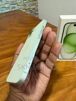 Apple iPhone 15 128GB (Used)