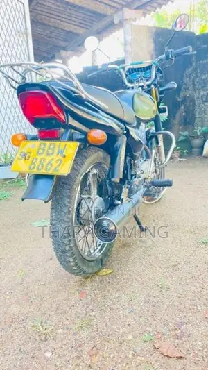 Bajaj CT100 2014