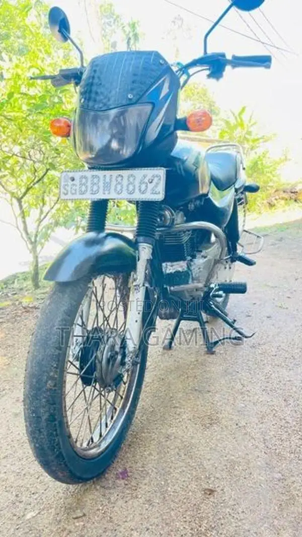 Bajaj CT100 2014