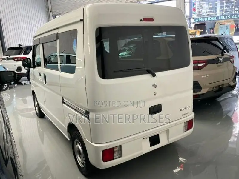 Suzuki Every 2024