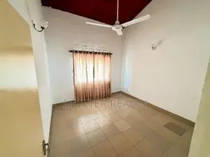 Colombo 8 - 3 BR Unfurnished Apartment for rent