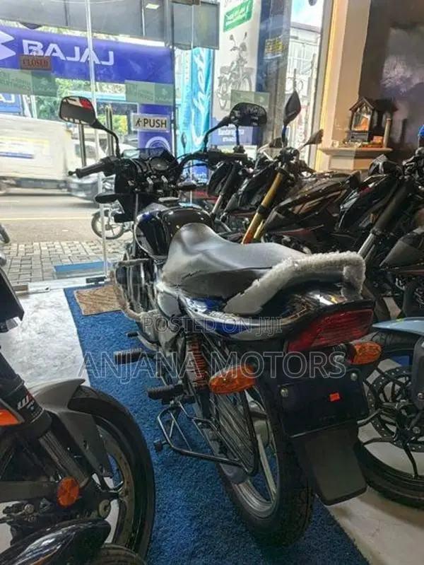 Bajaj CT100 2026